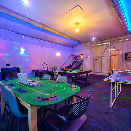*c.sani* Setup For Your Relaxed & Amazing + Free Parking + Free Fast Wifi * Будинок відпочинку