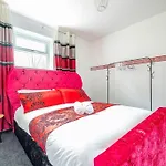 *c.sani* Setup For Your Relaxed & Amazing + Free Parking + Free Fast Wifi * * Leeds (West Yorkshire)