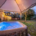 *c.sani* Setup For Your Relaxed & Amazing + Free Parking + Free Fast Wifi * Holiday home