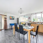 *c.sani* Setup For Your Relaxed & Amazing + Free Parking + Free Fast Wifi * Holiday home *