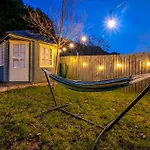 *c.sani* Setup For Your Relaxed & Amazing + Free Parking + Free Fast Wifi * Holiday home Leeds (West Yorkshire)