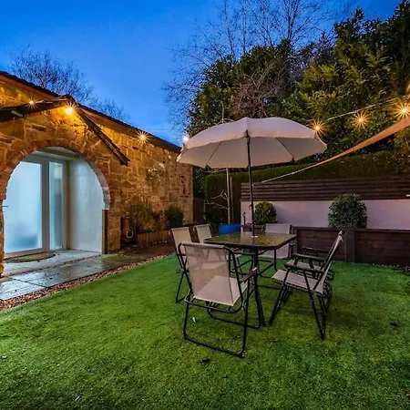 度假居 *c.sani* Setup For Your Relaxed & Amazing + Free Parking + Free Fast Wifi *