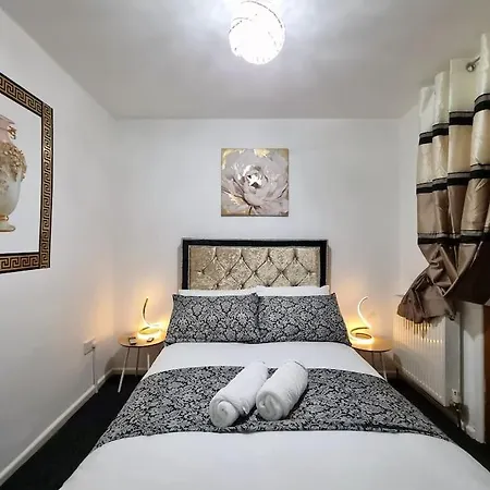 *c.sani* Setup For Your Relaxed & Amazing + Free Parking + Free Fast Wifi * *