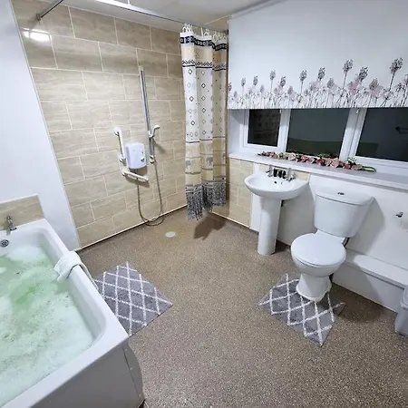 *c.sani* Setup For Your Relaxed & Amazing + Free Parking + Free Fast Wifi * *