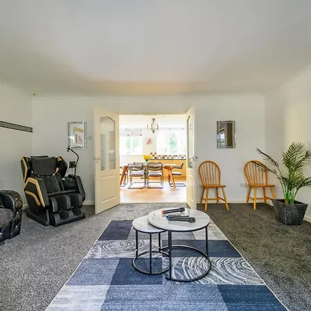 Farm - Self-Contained Home Near City Centre *