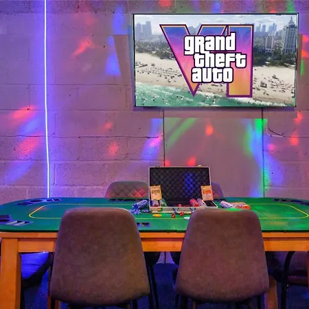 *c.sani* Setup For Your Relaxed & Amazing + Free Parking + Free Fast Wifi * * לידס