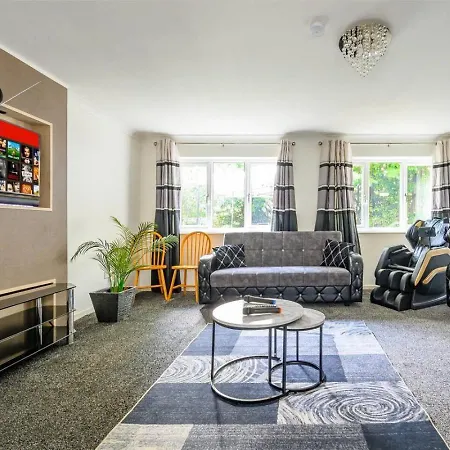 Farm - Self-Contained Home Near City Centre Holiday home Leeds (West Yorkshire)