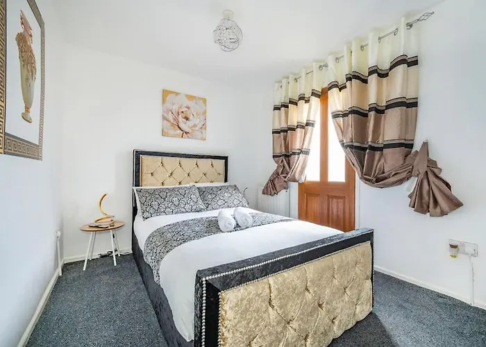 بيت للعطل *c.sani* Setup For Your Relaxed & Amazing + Free Parking + Free Fast Wifi *