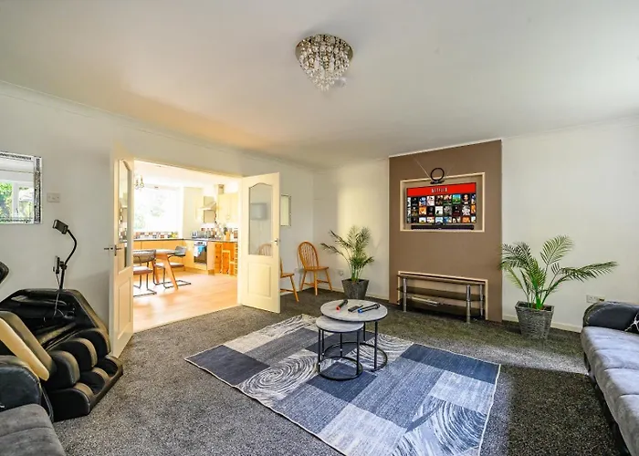 *c.sani* Setup For Your Relaxed & Amazing + Free Parking + Free Fast Wifi *