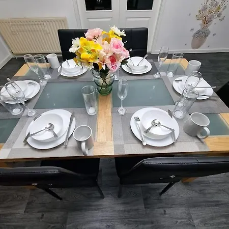 *c.sani* Setup For Your Relaxed & Amazing + Free Parking + Free Fast Wifi *