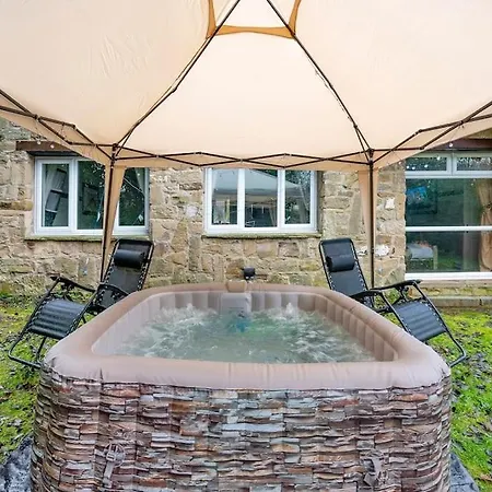 *c.sani* Setup For Your Relaxed & Amazing + Free Parking + Free Fast Wifi * Leeds (West Yorkshire)