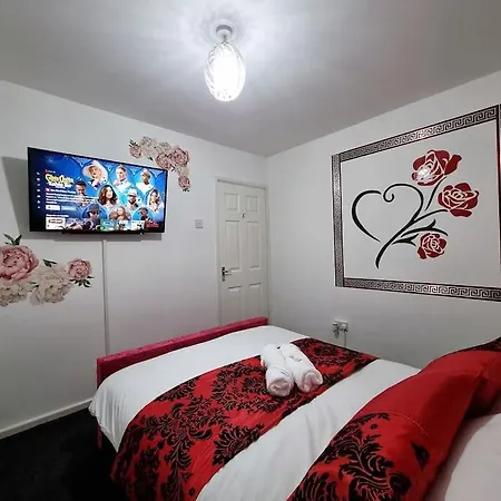 *c.sani* Setup For Your Relaxed & Amazing + Free Parking + Free Fast Wifi * Leeds (West Yorkshire)